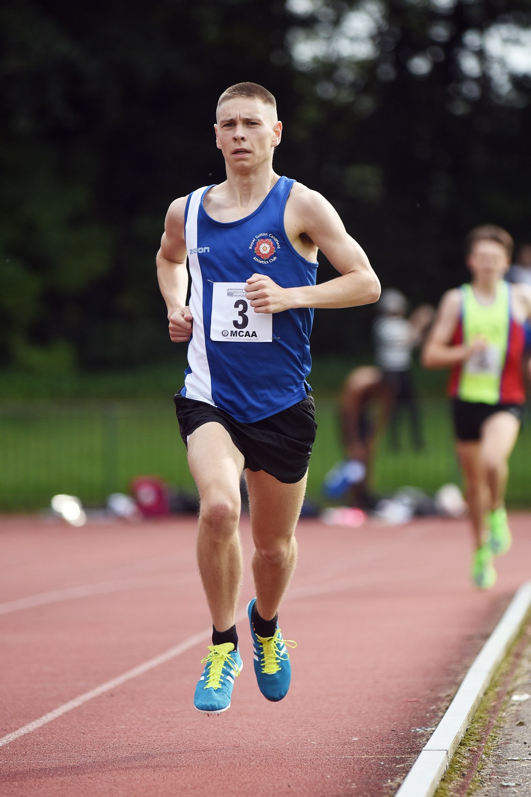 Sean Evans 3000m win